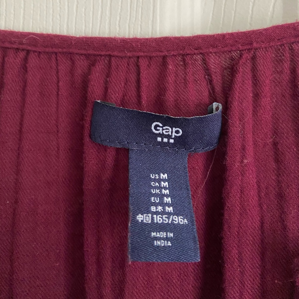 💟GAP blouse💟 - Picture 3 of 5